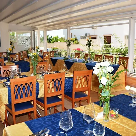ホテル Ristorante Mediterraneo Faro サン・ヴィート・ロ・カーポ